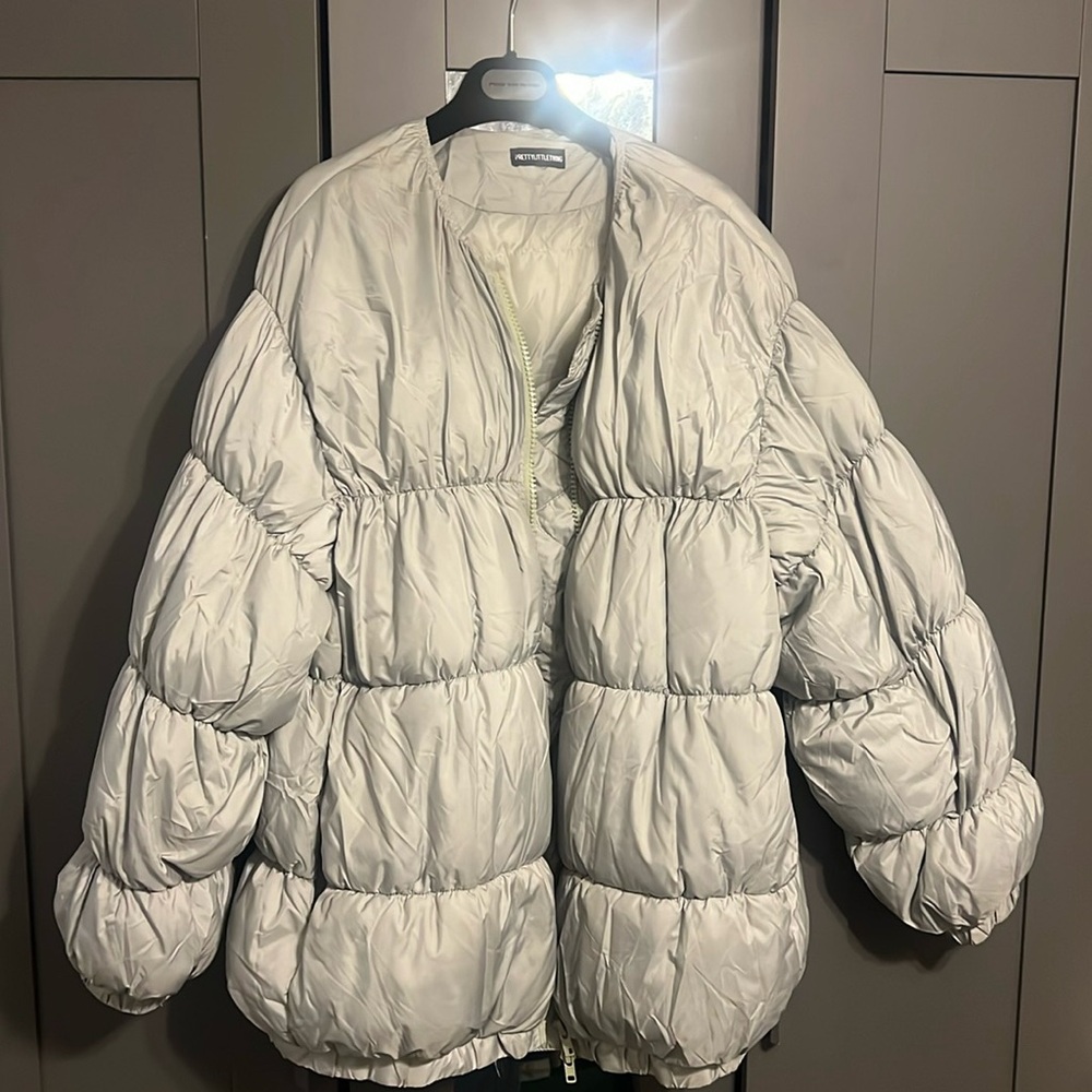 PLT Sage green bubble coat, warm, never worn size M